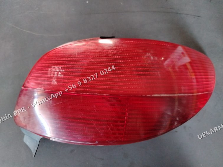 Foco trasero derecho Peugeot 206 2004-2005