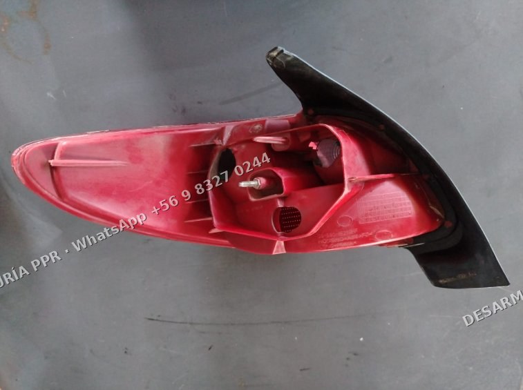 Foco trasero derecho Peugeot 206 2004-2005 - Imagen 2