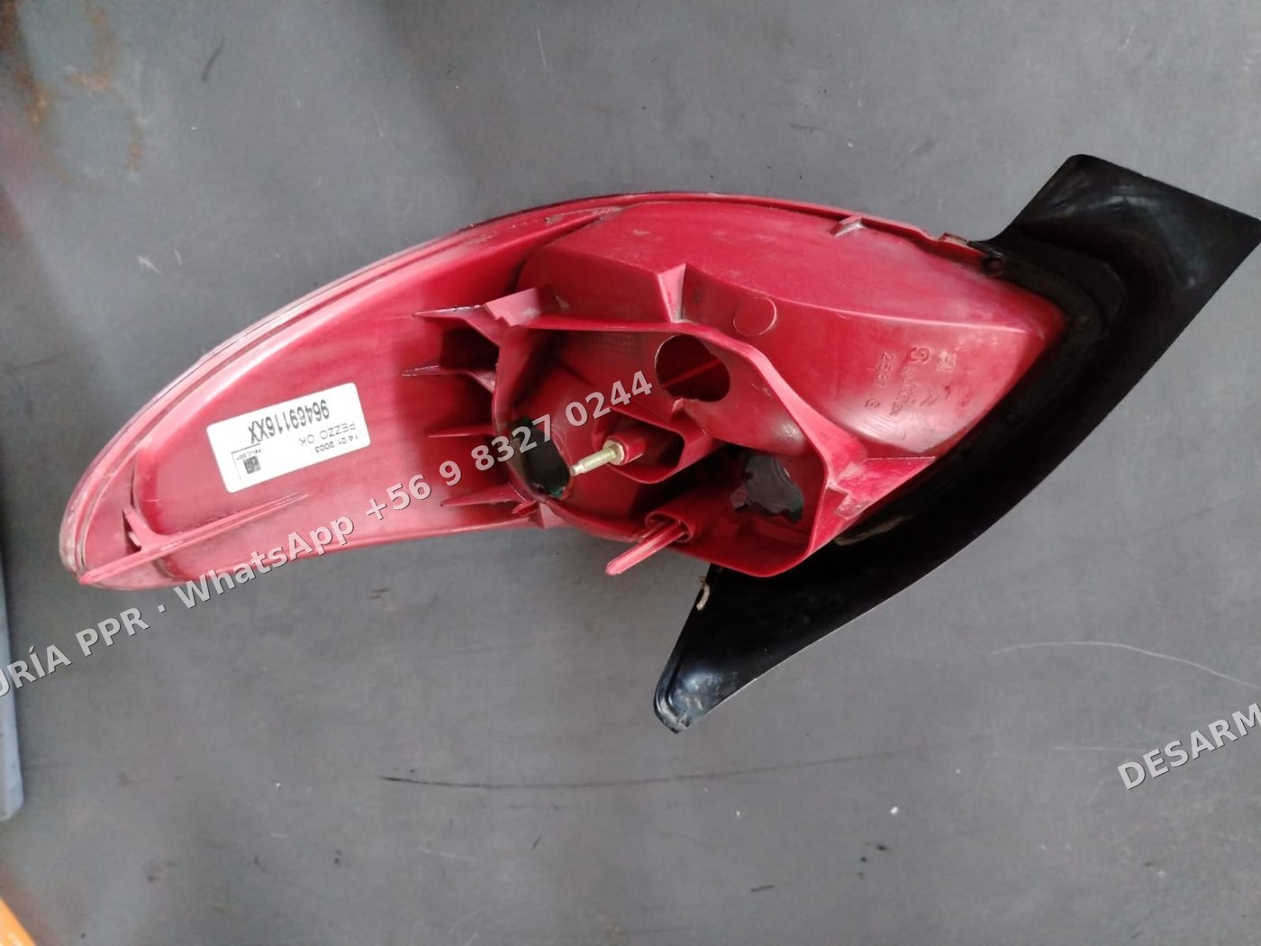 Foco trasero izquierdo Peugeot 206 2004-2005 - Imagen 2
